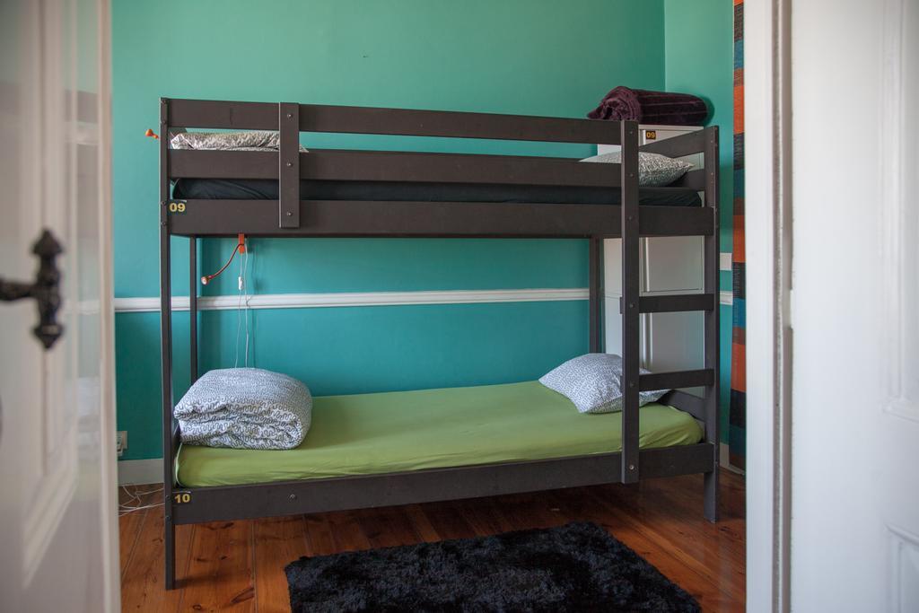 Hostel Graca 28 Lisboa Oda fotoğraf